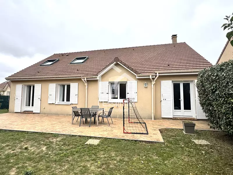 Maison, 148 m²