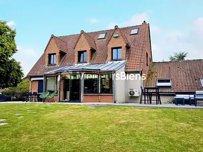 Maison, 203 m²