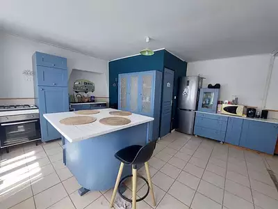 Maison, 210 m²