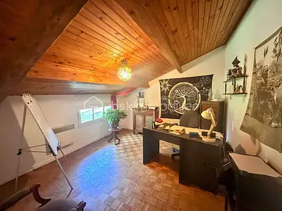 Maison, 225 m²