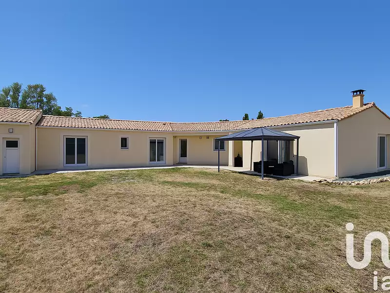 Maison, 145 m²