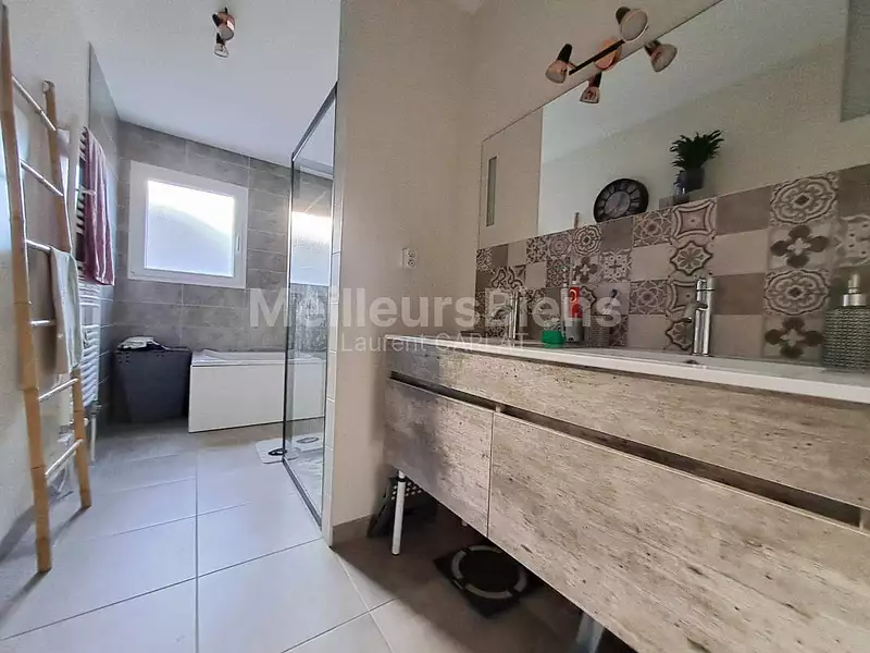 Maison, 132 m²