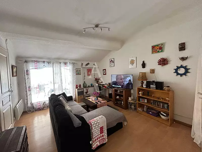 Immeuble, 115 m²