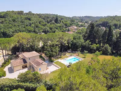 Maison, 169 m²