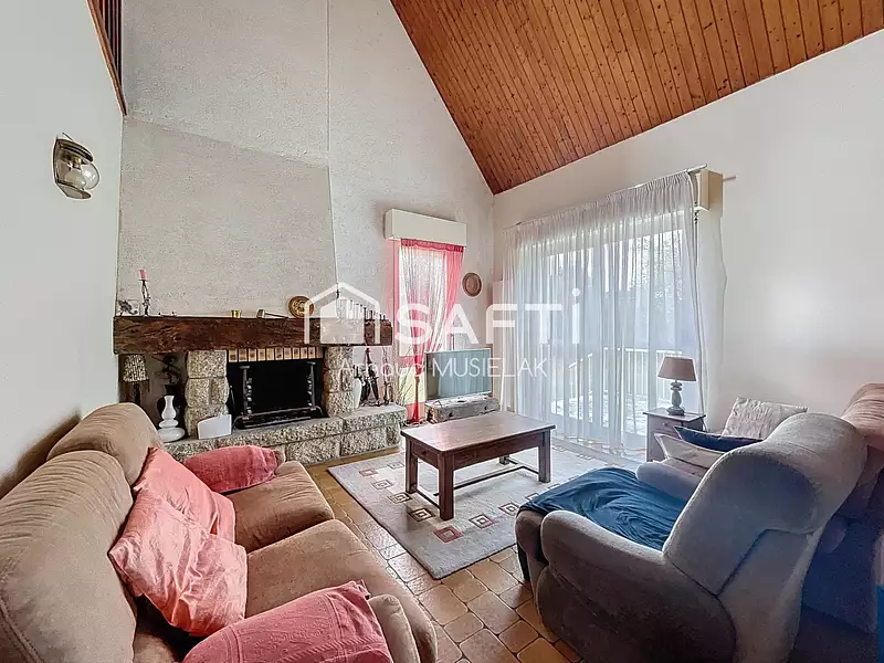 Maison, 159 m²