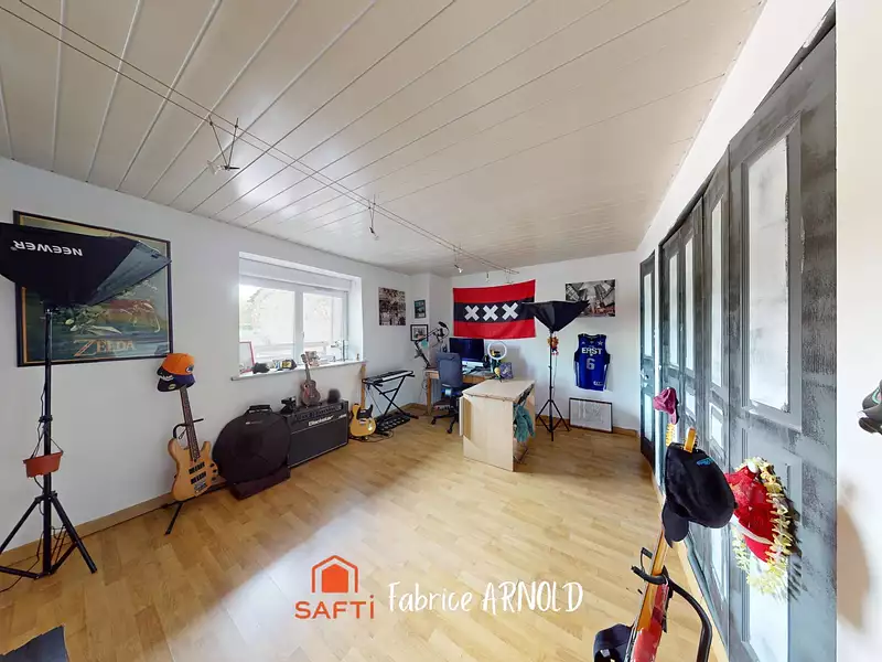 Maison, 170 m²