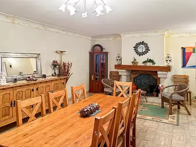 Maison, 271 m²