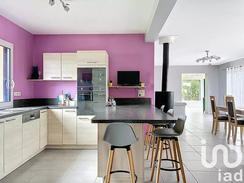 Maison, 210 m²