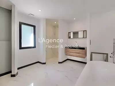 Maison, 540 m²