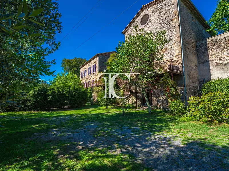 Maison, 379 m²