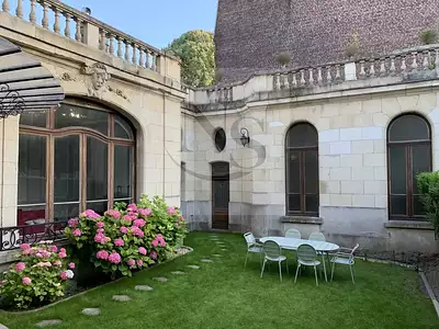 Maison, 345 m²