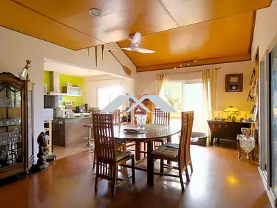 Maison, 147 m²