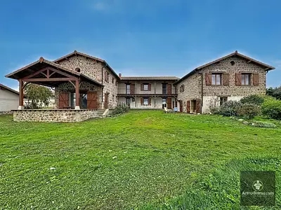 Maison, 340 m²