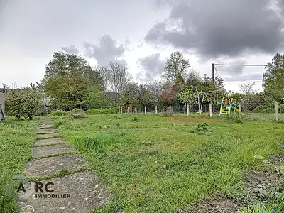 Terrain, 677 m²