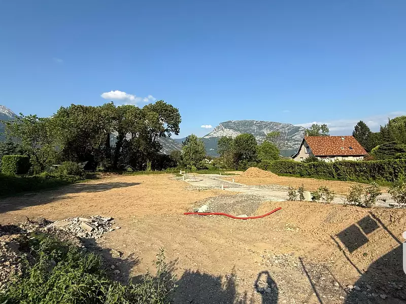 Terrain, 400 m²