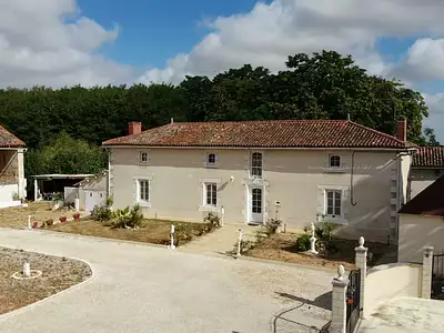 Maison, 246 m²