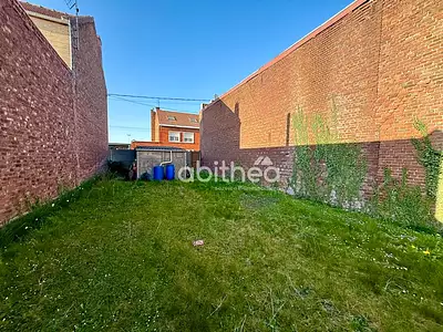 Terrain, 373 m²