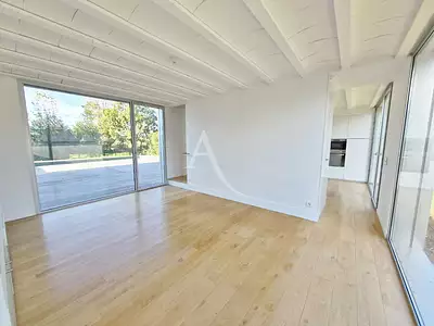 Maison, 136 m²