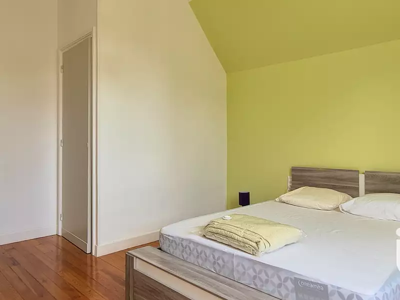 Maison, 210 m²