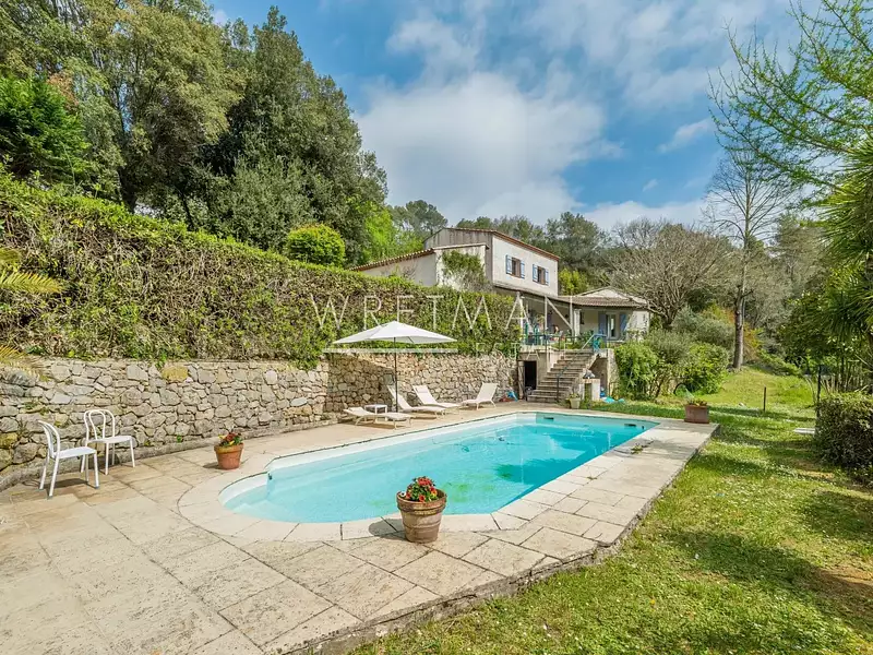Maison, 283 m²