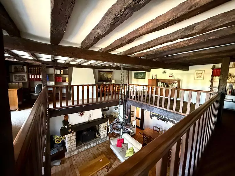 Maison, 248 m²