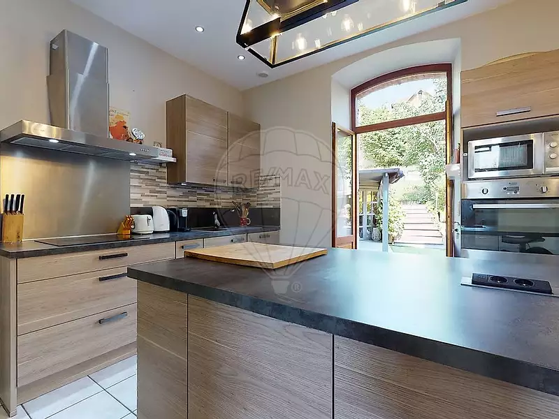 Maison, 207 m²