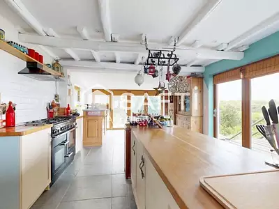 Maison, 268 m²