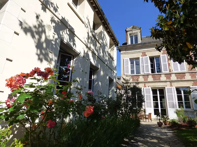 Maison, 600 m²