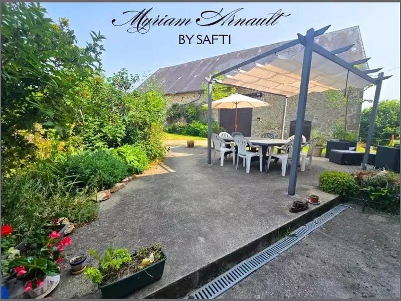 Maison, 250 m²