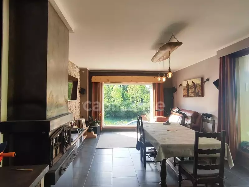 Maison, 290 m²