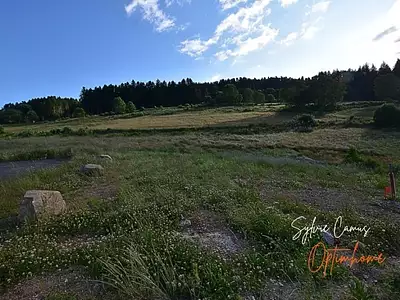 Terrain, 911 m²