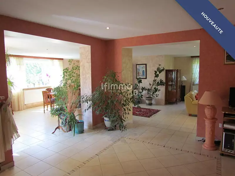 Maison, 206 m²