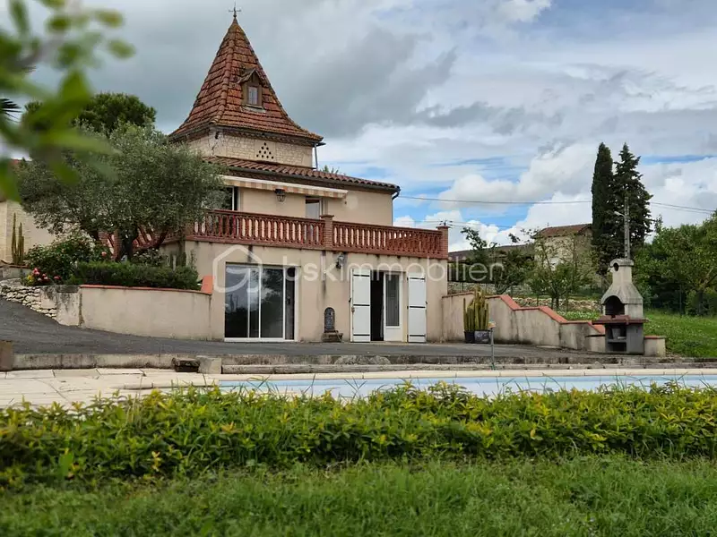 Maison, 155 m²