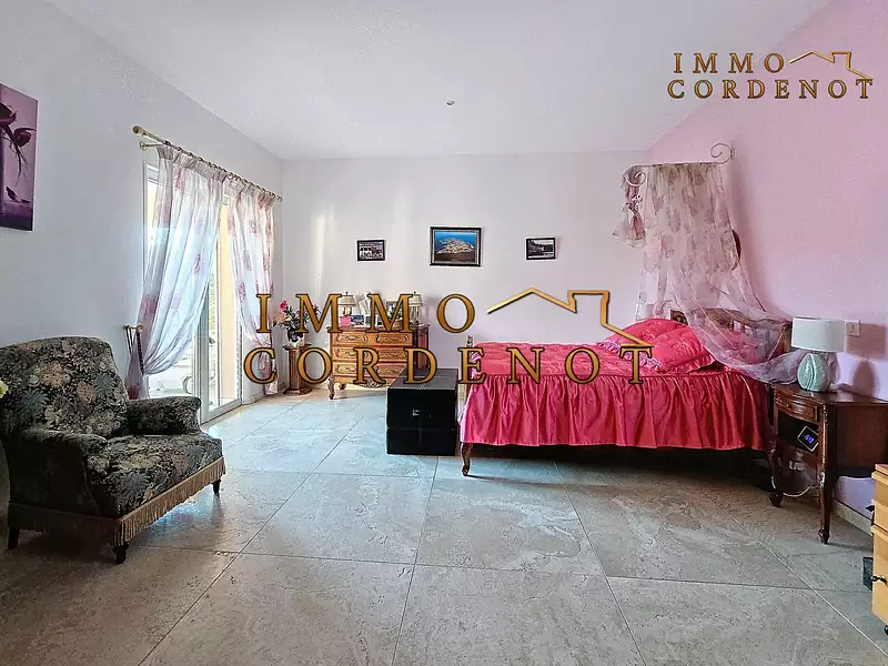 Maison, 150 m²