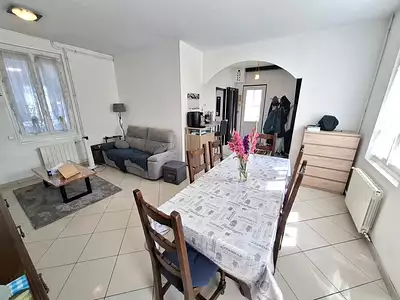 Maison, 77 m²