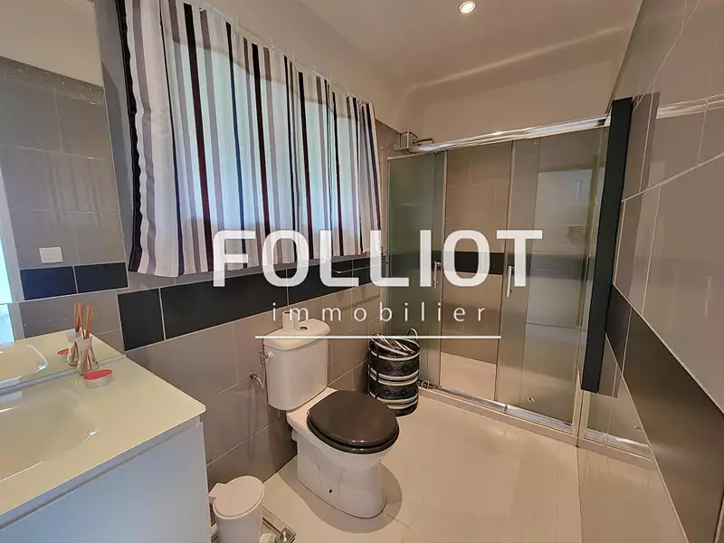 Maison, 209 m²