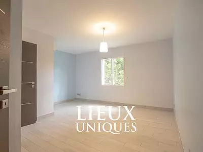 Maison, 218 m²