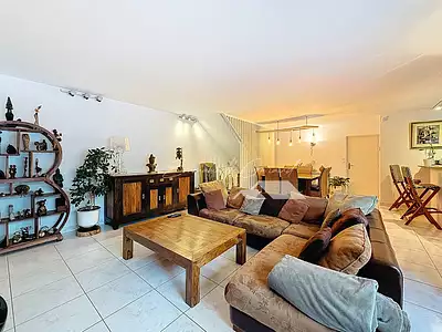 Maison, 168 m²