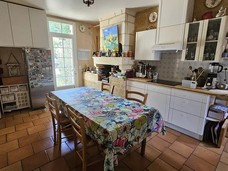 Maison, 270 m²