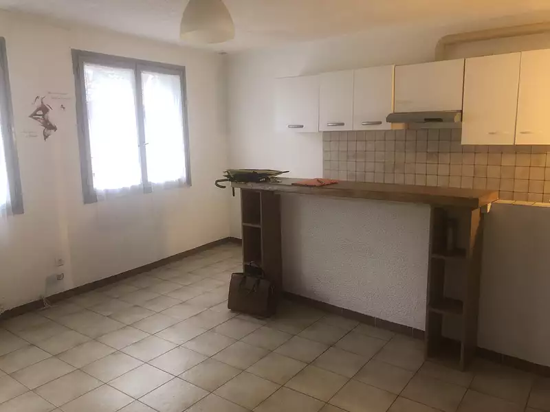 Immeuble, 84,72 m²