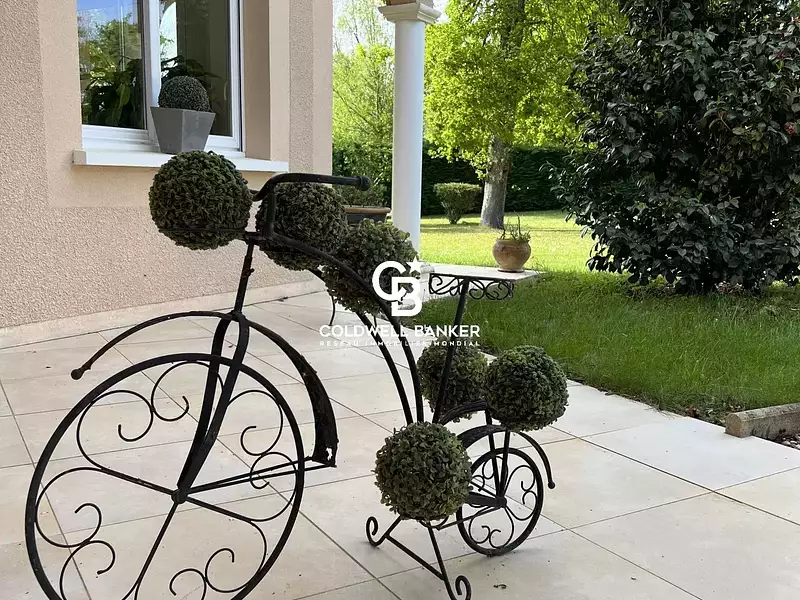 Maison, 358 m²
