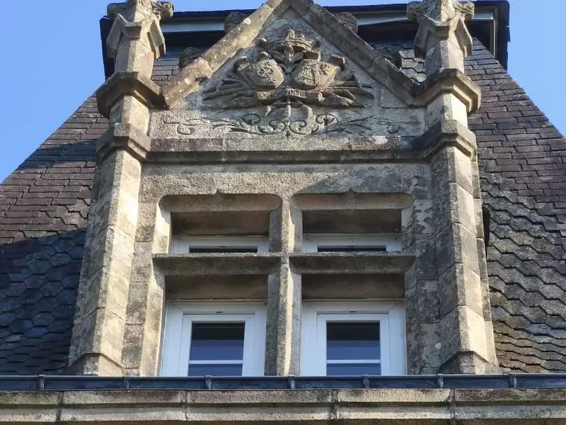 Maison, 693 m²
