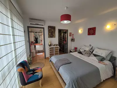 Maison, 230 m²