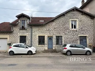 Maison, 240 m²