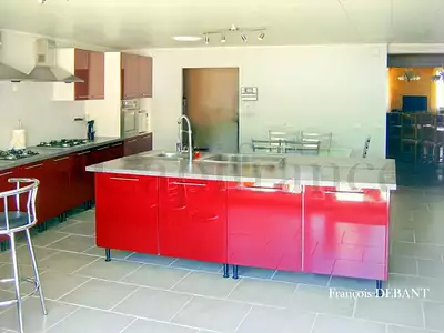 Maison, 252 m²