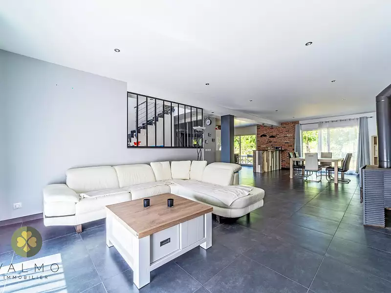 Maison, 169 m²