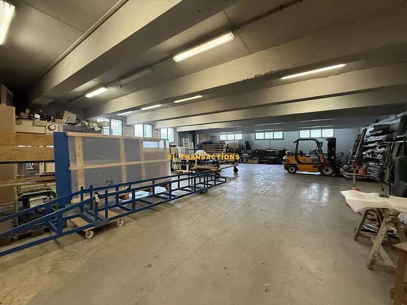 Divers, 1 306 m²