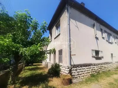 Maison, 176 m²