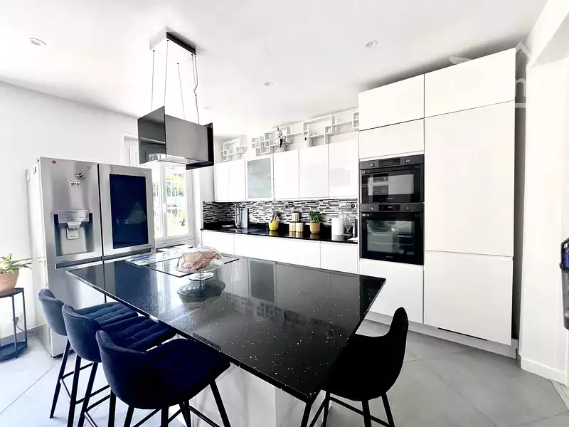 Maison, 170 m²