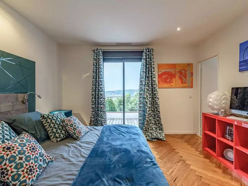 Maison, 287 m²